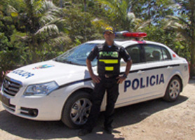 Photo of Costa Rica police Police will check your drivers license for validity.