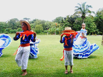 Living in Costa Rica - Pura Vida